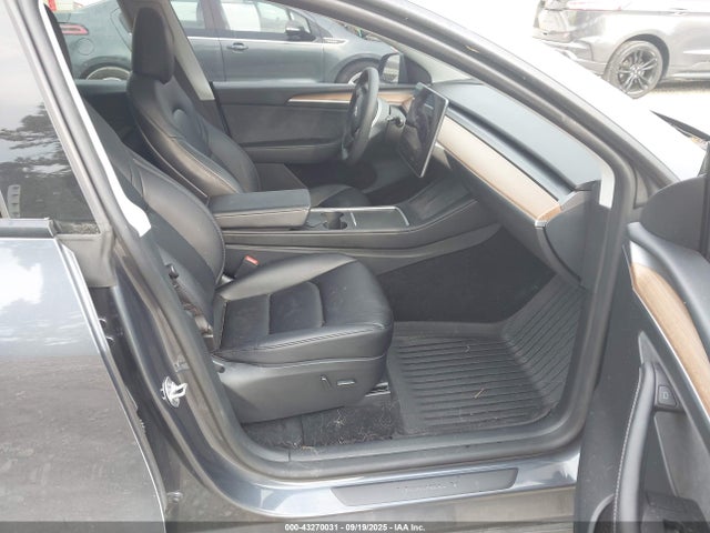 2023 TESLA MODEL Y 7SAYGDED1PF960637 Photo 4