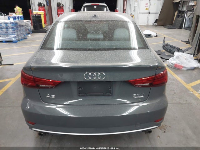 WAUB8GFF0H1031757 Audi 2017