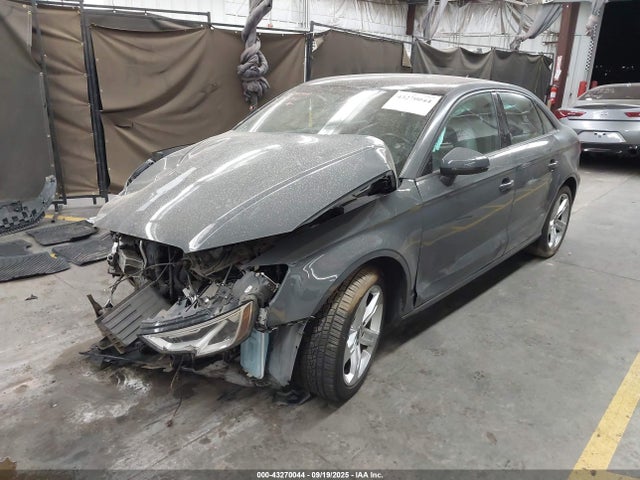2017 AUDI A3 WAUB8GFF0H1031757 Photo 1