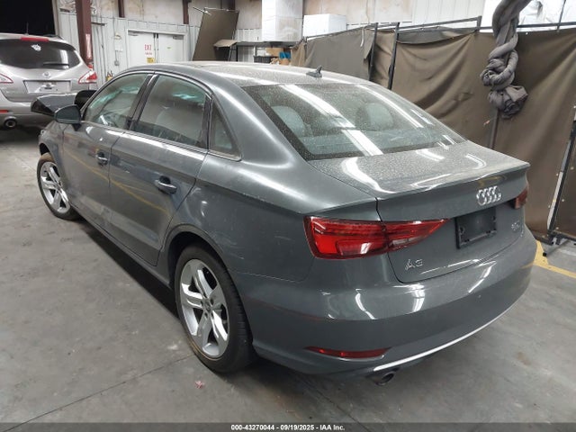2017 AUDI A3 WAUB8GFF0H1031757 Photo 2