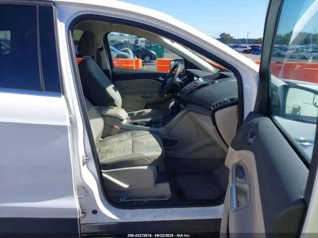2016 FORD ESCAPE 1FMCU9G95GUB17145 Photo 4