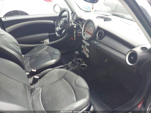 2009 MINI COOPER S CLUBMAN WMWMM33509TP92514 Photo 4