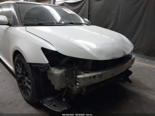 Scion 2ar-fe 2015 JTKJF5C71F3090459 Image 6