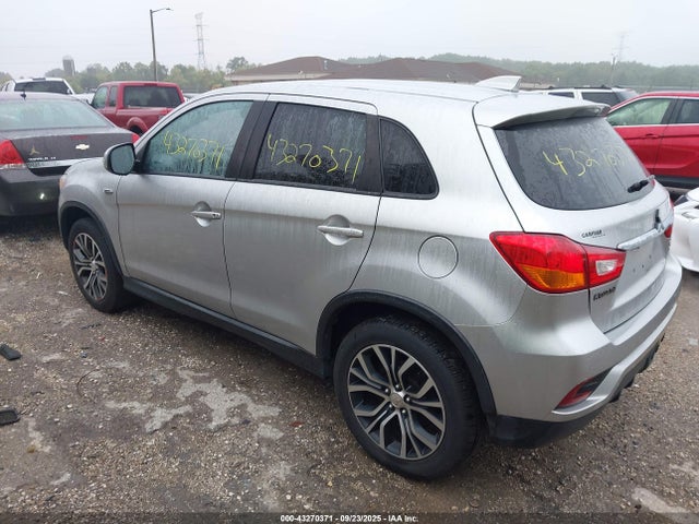 2018 MITSUBISHI OUTLANDER SPORT JA4AP3AW1JU014367 Photo 2