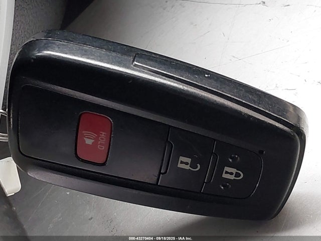 Toyota Prius Two 2016 JTDKBRFU9G3523740 Image 11