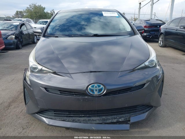 Toyota Prius Two 2016 JTDKBRFU9G3523740 Image 13