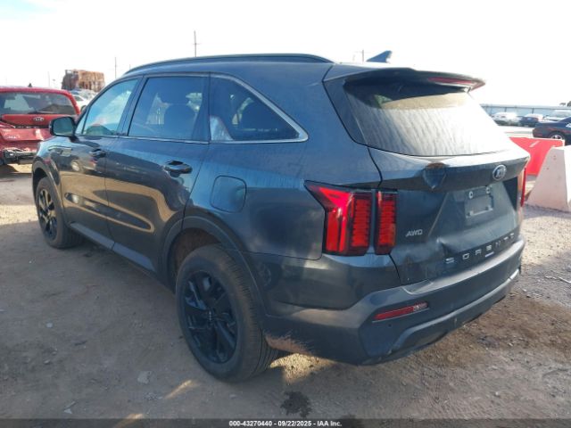 2021 KIA SORENTO 5XYRLDLC7MG003862 Photo 2