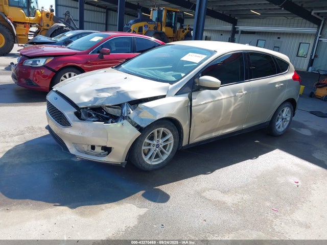 Ford 2.0l gdi 2018 1FADP3K23JL246575 Image 2