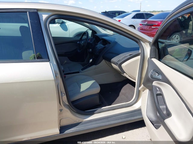 Ford 2.0l gdi 2018 1FADP3K23JL246575 Image 5