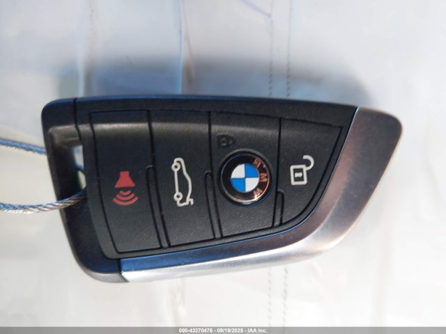 WBXHU7C31J5L06184 BMW X1