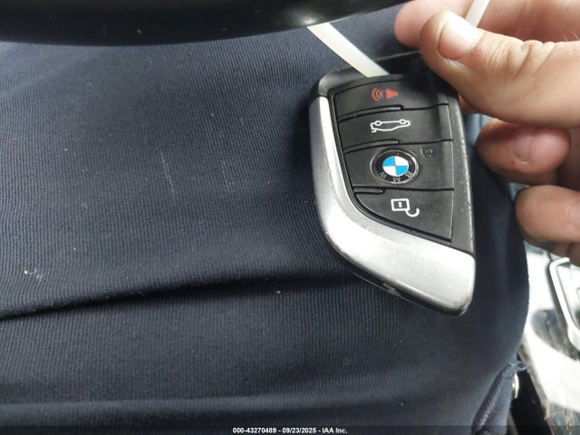 5UXTR9C55KLE15087 BMW X3