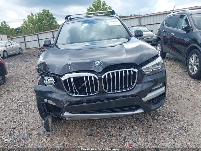 5UXTR9C55KLE15087 BMW X3