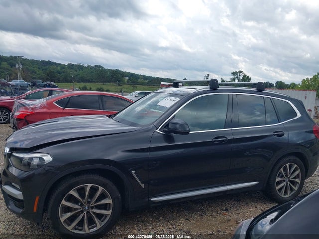 5UXTR9C55KLE15087 BMW X3