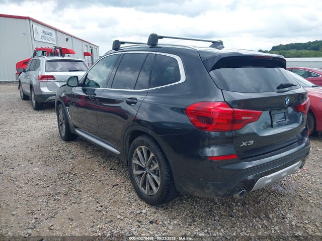 5UXTR9C55KLE15087 BMW X3