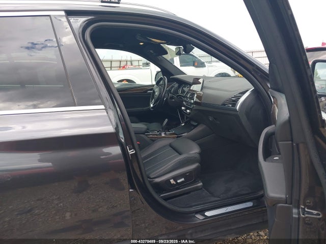 5UXTR9C55KLE15087 BMW X3