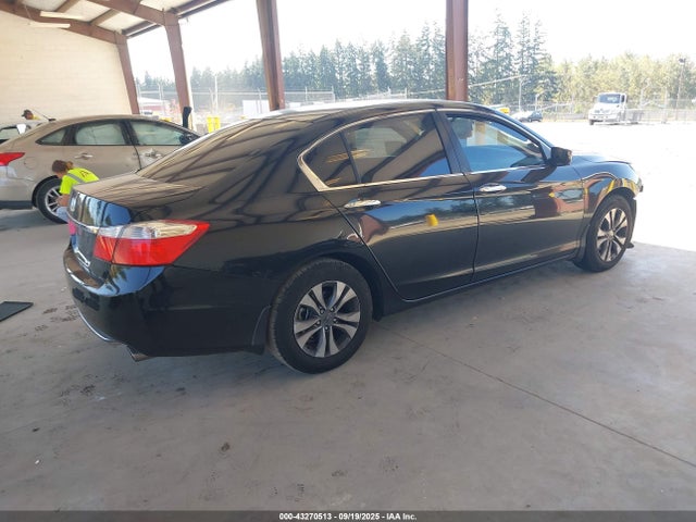 Honda k24w1 2015 1HGCR2F38FA134775 Image 4