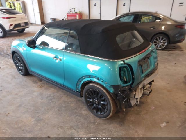 2017 MINI CONVERTIBLE WMWWG9C30H3C81534 Photo 2
