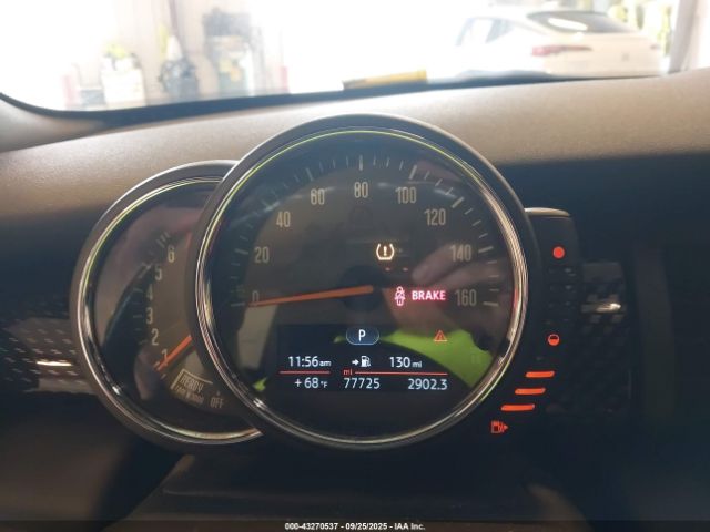 2017 MINI CONVERTIBLE WMWWG9C30H3C81534 Photo 6