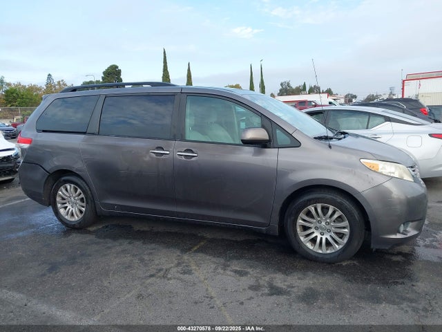 Toyota 2gr-fks 2014 5TDYK3DC4ES458051 Image 13