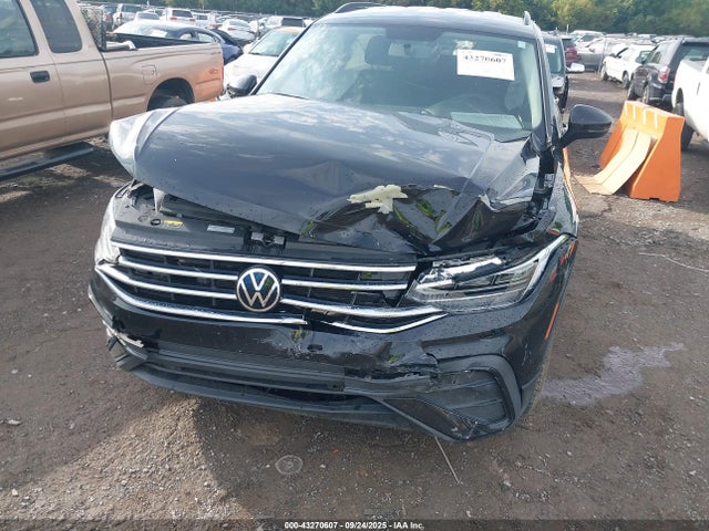 3VV1B7AX3NM020753 Volkswagen Tiguan