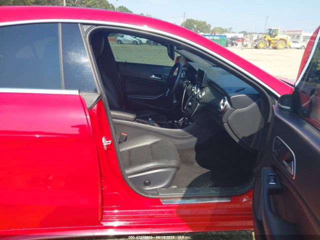 2014 MERCEDES-BENZ CLA 250 WDDSJ4EB7EN027753 Photo 4