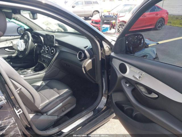 2019 MERCEDES-BENZ GLC 300 WDC0G4JB0KV132937 Photo 4