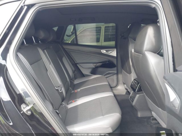 2023 VOLKSWAGEN ID.4 1V2VMPE8XPC040272 Photo 7