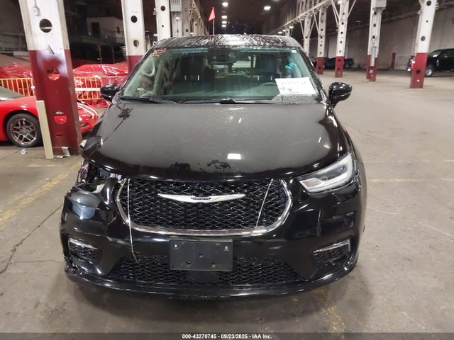 2C4RC1S75RR188421 Chrysler 2024