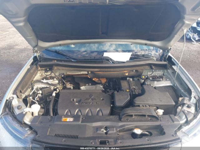 2020 MITSUBISHI OUTLANDER JA4AZ3A36LZ032045 Photo 9