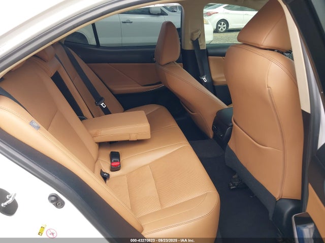 JTHBA1D25G5017542 Lexus 8ar-fts
