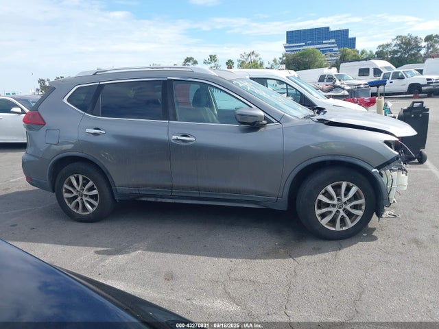 Nissan Rogue 2018 KNMAT2MT1JP517490 Image 13