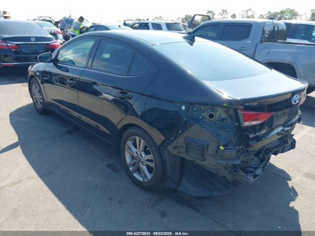 2017 HYUNDAI ELANTRA 5NPD84LF2HH180792 Photo 2