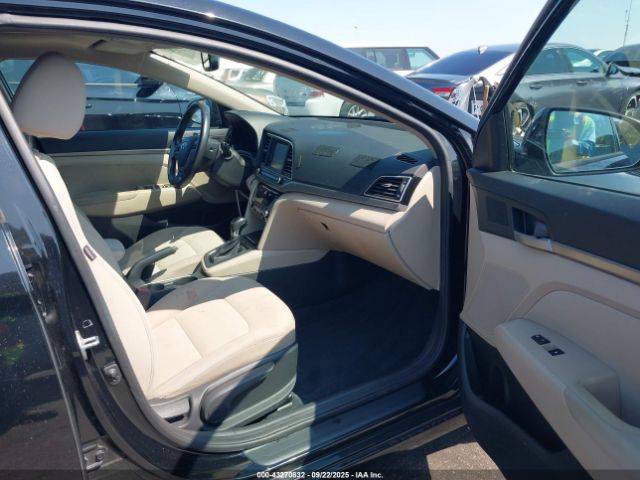 2017 HYUNDAI ELANTRA 5NPD84LF2HH180792 Photo 4