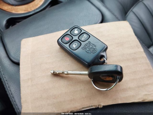 1999 JAGUAR XJ8 SAJHD6046XC866745 Photo 10