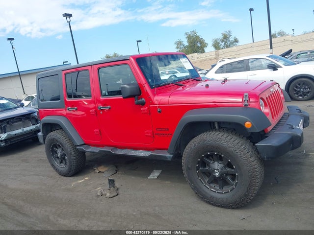 1C4HJWDG5EL174677 Jeep 2014