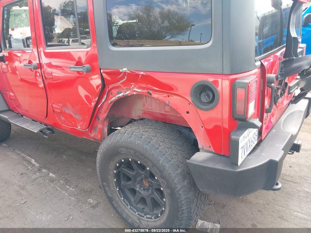 1C4HJWDG5EL174677 Jeep 2014