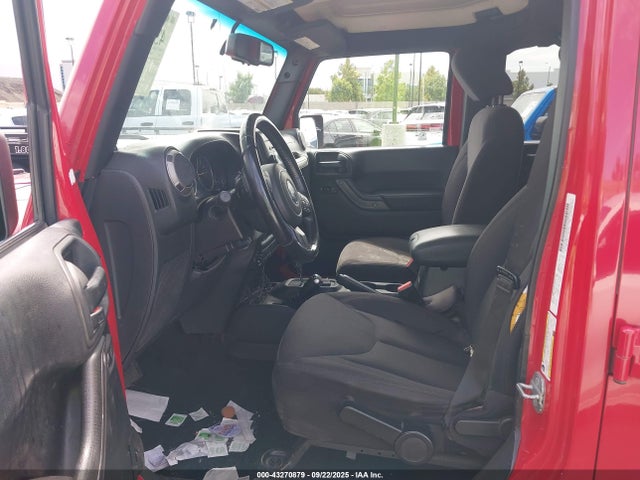 1C4HJWDG5EL174677 Jeep 2014