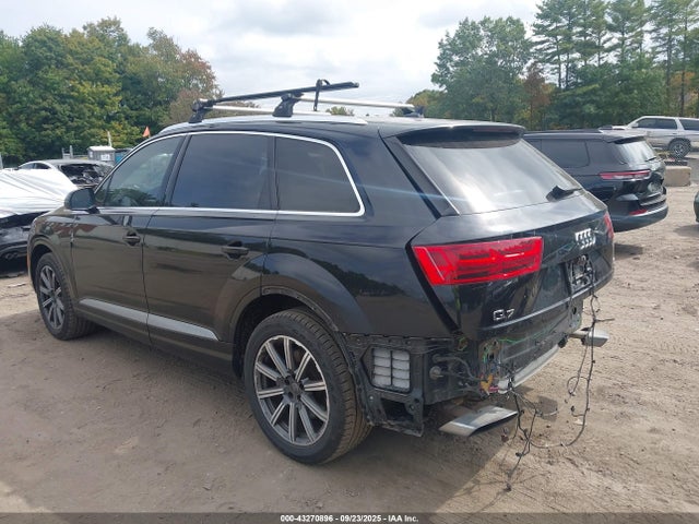 2017 AUDI Q7 WA1VAAF73HD026751 Photo 2