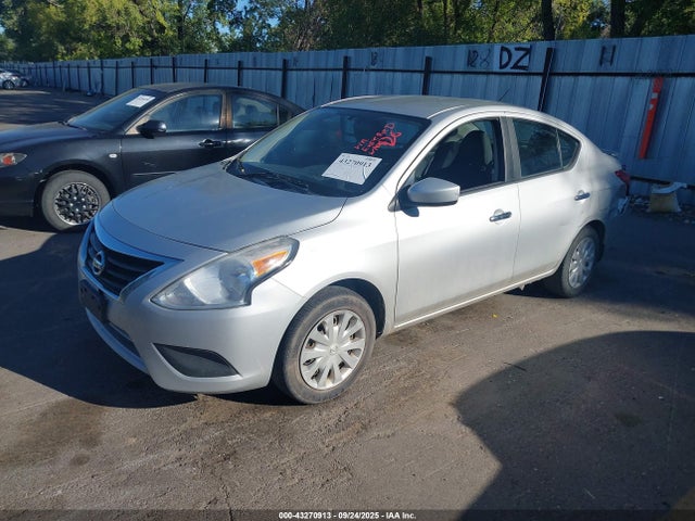 Nissan Versa 1.6 Sv 2015 3N1CN7AP9FL915706 Image 2