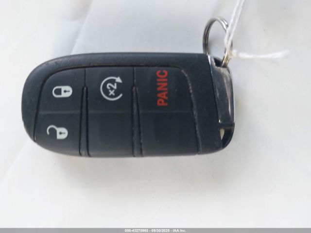 2018 JEEP COMPASS 3C4NJDBB5JT327765 Photo 10