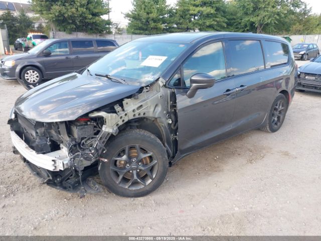2019 CHRYSLER PACIFICA 2C4RC1FG6KR548702 Photo 1