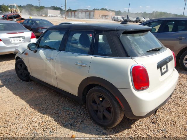 2016 MINI HARDTOP WMWXU1C58G2D10752 Photo 2