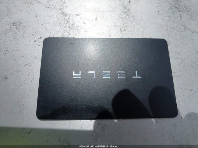 2025 TESLA MODEL Y 7SAYGDED6SA373632 Photo 10