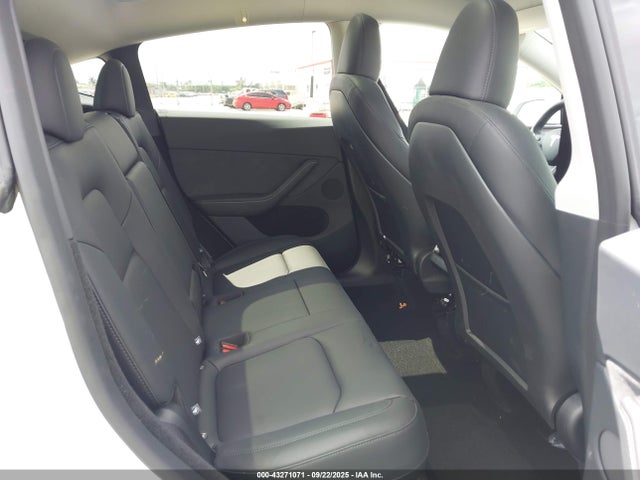 2025 TESLA MODEL Y 7SAYGDED6SA373632 Photo 7