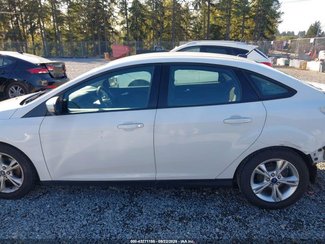 1FADP3F26EL322158 Ford FOCUS SE