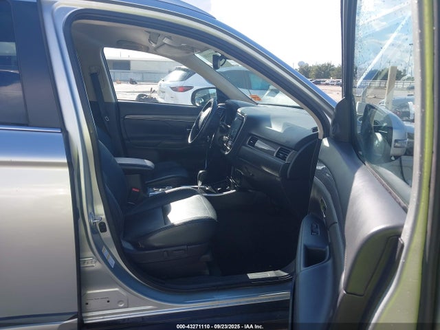 2020 MITSUBISHI OUTLANDER JA4AZ3A37LZ024830 Photo 4