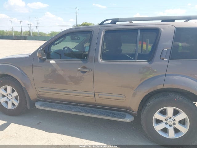 43271113 :رقم المزاد ، 5N1AR18U68C648374 vin ، 2008 Nissan Pathfinder Se مزاد بيع