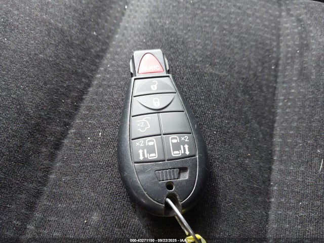 Продажа на аукционе авто 2015 Dodge Grand Caravan Sxt, vin: 2C4RDGCGXFR566629, номер лота: 43271150