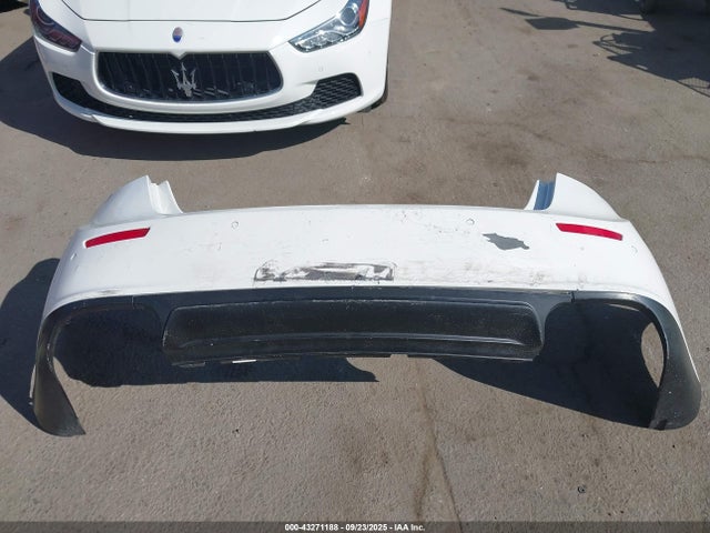 Maserati Ghibli S Q4 2014 ZAM57RTA8E1097763 Image 12