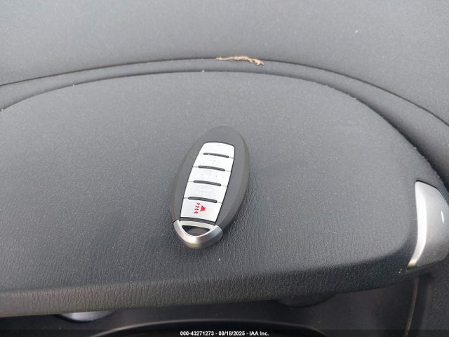 5N1DR2MMXHC650332 Nissan 2017